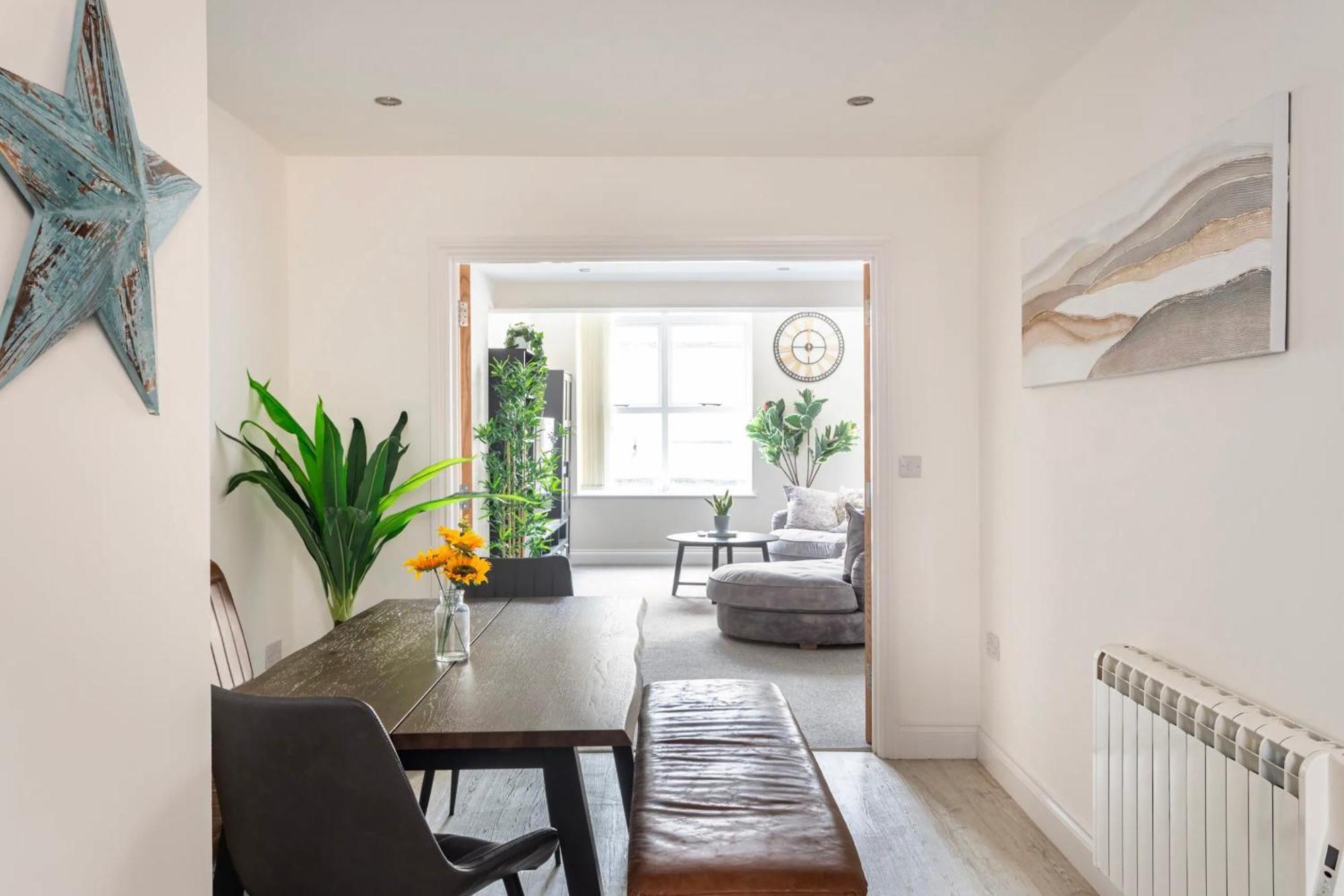 וויימות' Beautiful 2 Bed Apartment Just Steps To The Beach מראה חיצוני תמונה